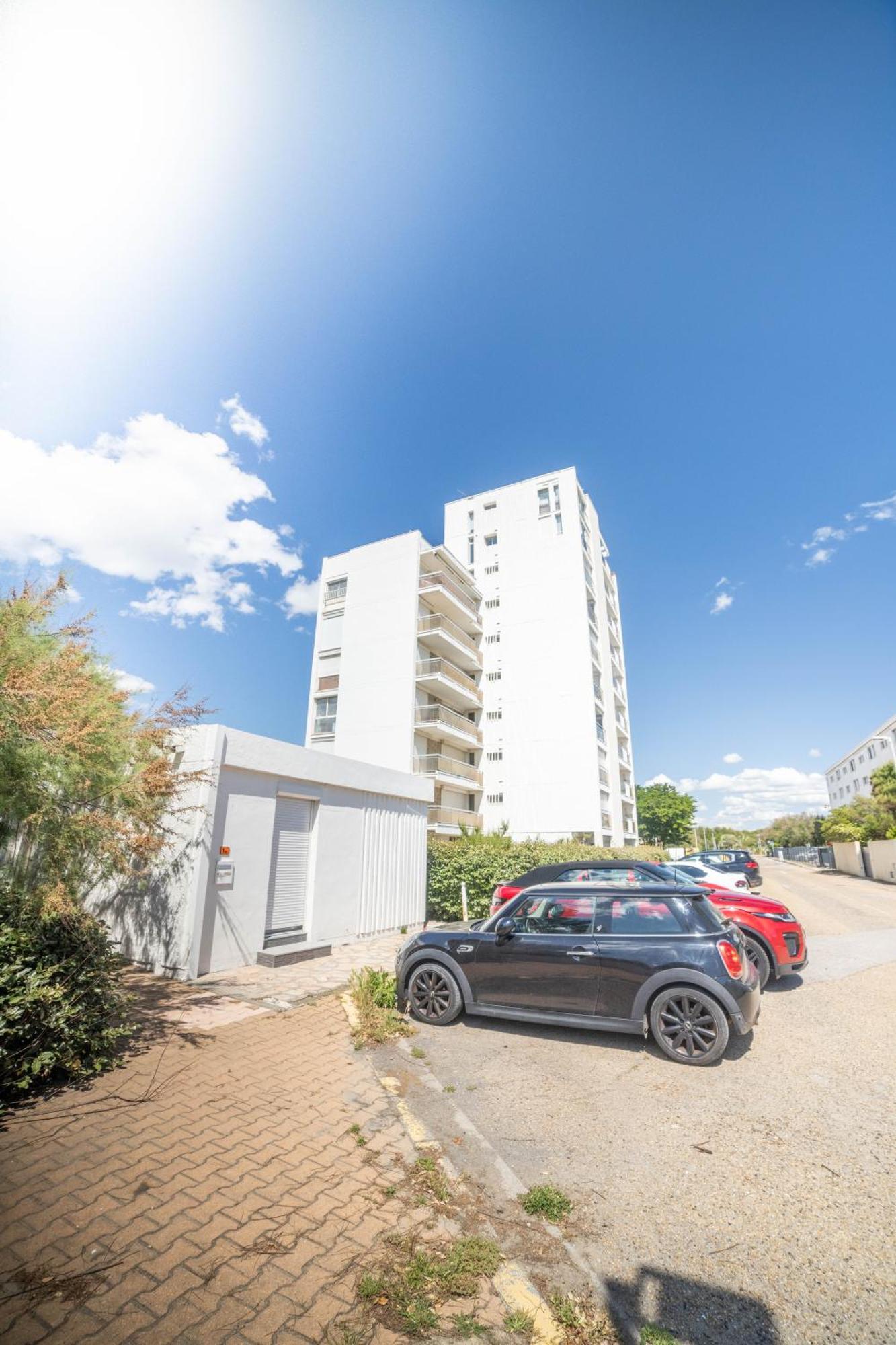 Le Calderini Appart - Face Plage Wifi Et Park Gratuit Calme - Resid Le Surcouf -Top Pros Servicesconciergerie La Grande Motte 외부 사진
